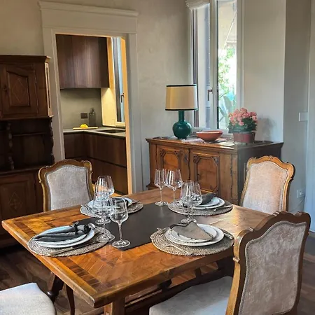 Apartment Giardino Segreto *